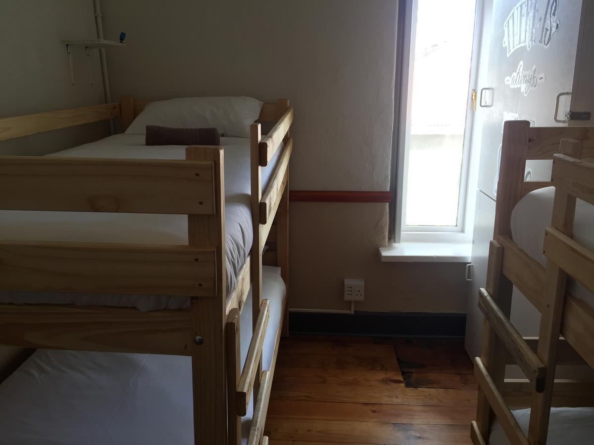 Wanderlust Backpackers Pansiyon Cape Town Dış mekan fotoğraf