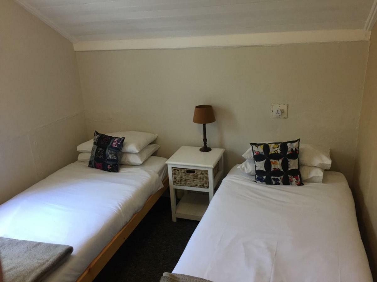 Wanderlust Backpackers Pansiyon Cape Town Dış mekan fotoğraf