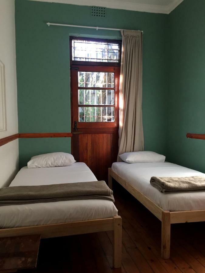 Wanderlust Backpackers Pansiyon Cape Town Dış mekan fotoğraf